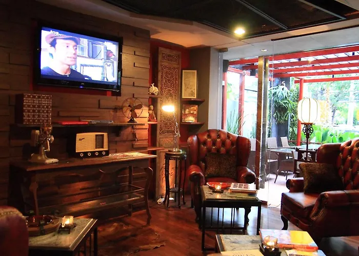 曼谷融合套房飯店